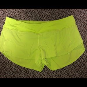 LIME GREEN LULULEMON “speed up short” 2.5